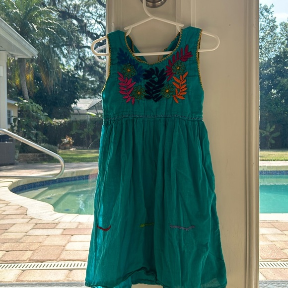 Girls green dress with patterned stitching! - Picture 1 of 5